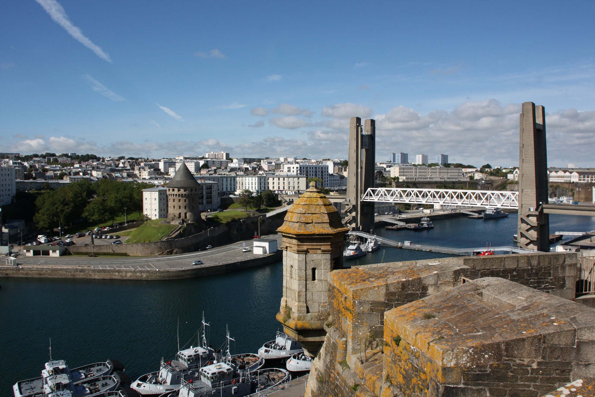 Week-end voile dans la Rade de Brest | Bretagne.com